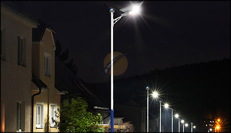 solar street light