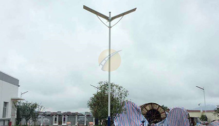 Impact of rainy days on solar street lights